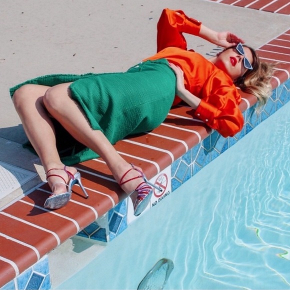 ZARA PENCIL TWEED SKIRT WITH RHINESTONE BUTTONS - Picture 3 of 12